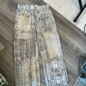 We The Free Embroidered Gray and White Jeans